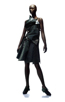 132 5. ISSEY MIYAKE<br />
